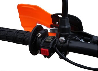 APAQ 300 PRO MAX – VEĽKÝ CROSS 300ccm | 21/18, NOVÉ+ZÁRUKA - 18