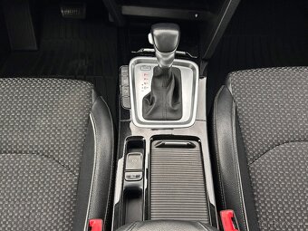 Kia XCeed 1.4 T-GDi AT7 GOLD + SMART PACK - 18