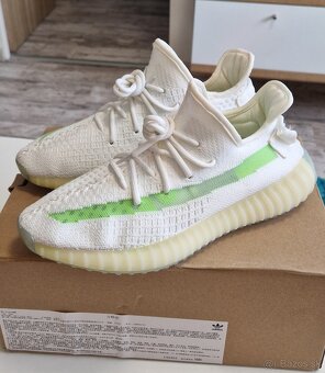 Yeezy Boost 350 - 18