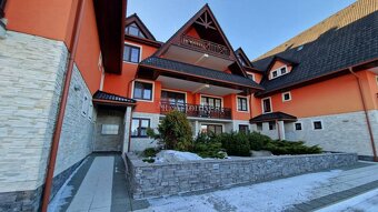 Luxusný  apart.   Veľká Lomnica 7 izieb, 321 m2, možný odp.D - 18