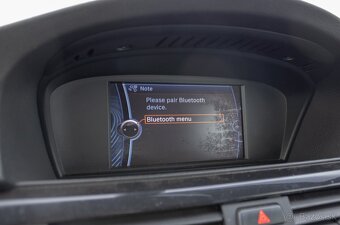 BMW Rad 3 320d 184k A/T Cabrio - 18