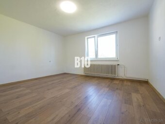 REZERVOVANÉ Čiastočne zrekonštruovaný 4 izbový rodinný dom - - 18