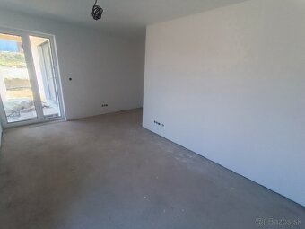 Novostavba 4 izb.rod.domu,809 m2 - Budatinska Lehota, KNM - 18