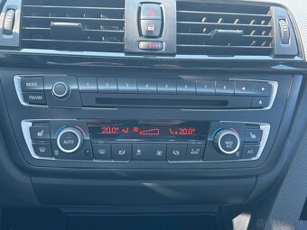 BMW Rad 3 335i Xdrive 64 000km manuál - 18