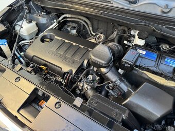 KIA SPORTAGE, SILVER, 1,7 CRDI, MANUÁL, 183 543 KM, 3/2012 - 18