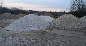 Predaj štrkov,pieskov,kameniva,recyklatov a zeminy - 18