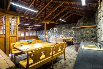 Rodinný dom s bazénom, relax zónou neďaleko Šíravy - 18