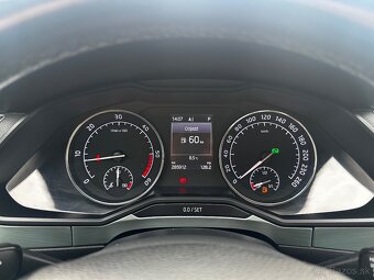 Škoda Superb Combi 1.6 TDi Ambition DSG - 18