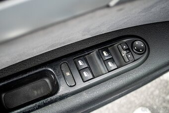 Peugeot 407 SW 1.6 HDi ST Confort FAP - 18