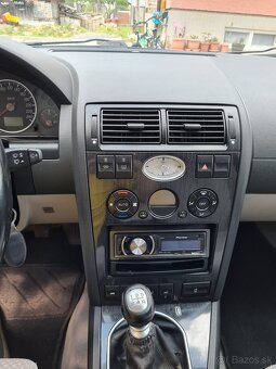 Ford Mondeo TDDI 2.0 Ghia - 18
