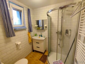 Ponúkame na predaj rodinný dom v obci Hrádok - 18