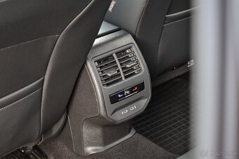 🚗 CUPRA Leon 1.5 TSI DSG BEATS Audio - 18