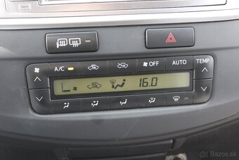 Toyota Hilux DC 3.0 I D-4D Sol A/T - 18
