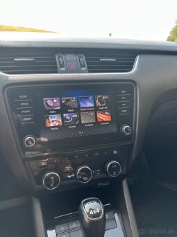 Škoda octavia combi scout - 18