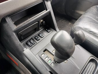Mitsubishi Pajero 3.2 DiD 121KW AT/5 4x4 Uzávierka 2001 - 18