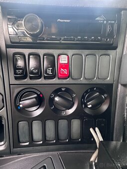 SCANIA P230 - chladiarenské nákladne auto - 18