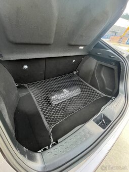 Toyota C-HR 1.8i Hybrid 2022 Automat - 18