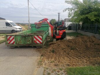 Výkopové práce minibagrom mininakladačom zakladač trávnika - 18