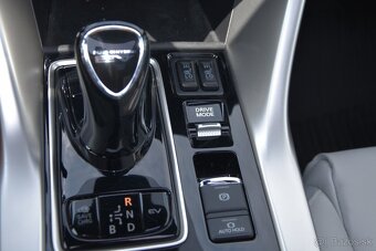 Mitsubishi Eclipse Cross - ODPOČET DPH  - 18