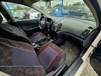 Hyundai i30 CW 1.6 CRDi VGT Classic - 18