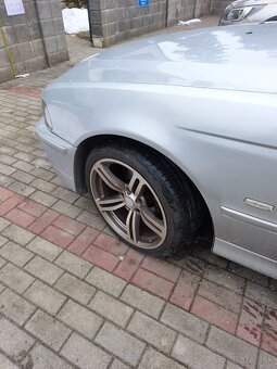 BMW E39 530i Manuál - 18