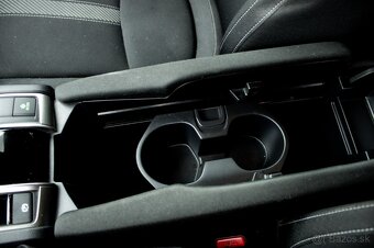 Honda Civic 1.0 DOHC VTEC Turbo Elegance - 18