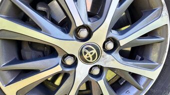 Predaj Toyota Yaris Hybrid Y20 2019 - 18