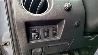 Mitsubishi Outlander  2,4 -118 kw Benzín  4x4 - 18