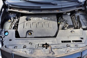 Toyota Auris 1.6 I Dual VVT-i Lux - 18