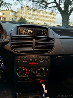 Fiat Punto 1.2 benzín 44kW - 18