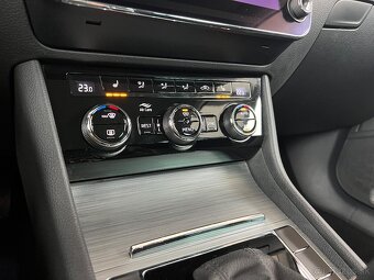 ŠKODA SUPERB COMBI IV 1.4TSI 160KW/218PS PHEV PLUG IN HYBRID - 18