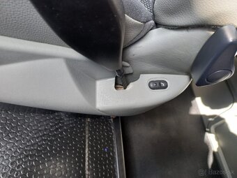 OPEL VIVARO 2.0CDTI 84KW LONG 5/6 MÍST R.V.2014 - 18