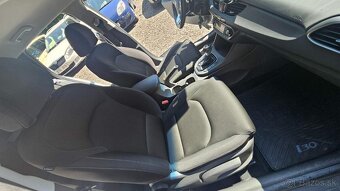 Hyundai I30 kombi 1.4 T-GDI DCT automat STYLE NAVI 98 tkm - 18
