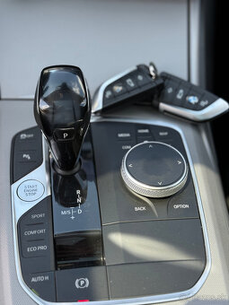 BMW Rad 3 Touring 320d mHEV xDrive A/T - 18