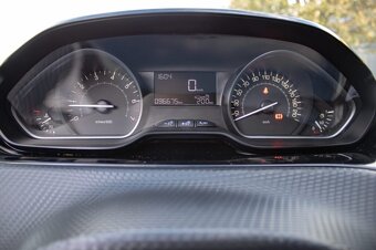 Peugeot 2008 1.2 PureTech Style - 18