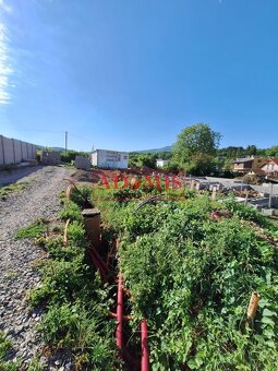 Predám pekný stavebný pozemok 820m2 Bohdanovce, projekt,všet - 18