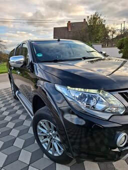Mitsubishi L200 2.4 DI-D Instyle 2019 LED Xenon - 18