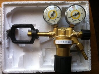 stavebný materiál- stroje - 18