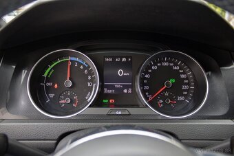 Volkswagen Golf GTE plug in-hybrid /aj na splátky/ - 18
