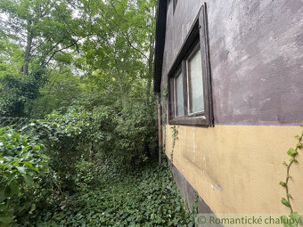 Viničný domček obklopený prírodou neďaleko Nitry, v obci B - 18