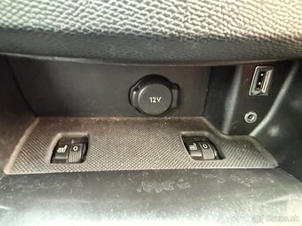 Peugeot 308 GT, 1.6i, 151Kw, rok 2016 - 18