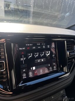 Dodge Durango 3.6 AWD 2021 TOP STAV - 18