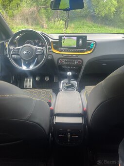 Kia XCeed 1.4 T-GDI (103 kW) - 18