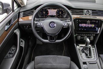 Volkswagen Passat Variant 2.0 TDI BMT Highline DSG 110kW - 18