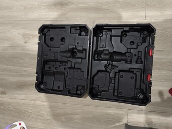 Predam original kufre Milwaukee 10€ ks - 18