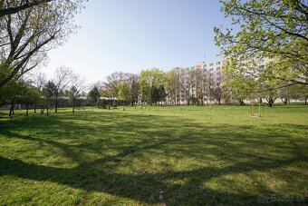 3 IZB. BYT PO REKONŠTRUKCII, CHLUMECKÉHO RUŽINOV - 18
