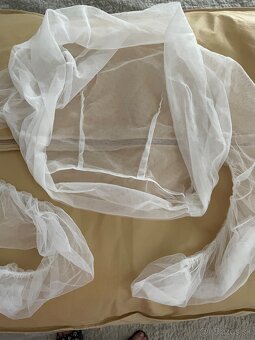 Svadobné šaty navrhnuté a ušité na mieru - 18