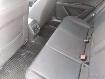 Seat Leon ST 2.0 TDI S S FR - 18