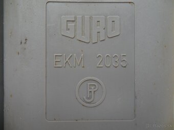 Rôzny elektromateriál - 18
