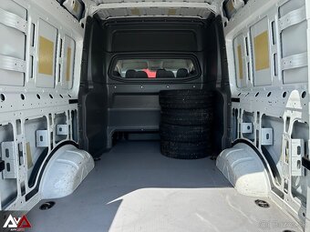 Volkswagen Crafter 2.0 TDI 35 L3 4MOTION, Pôv. lak., SR - 18